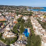 B54 Geriba Lake Garden! 3 Suites 150M Da Praia